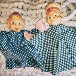 Kelloggs "Crackle" and "Pop" hand puppets, circa 1950.